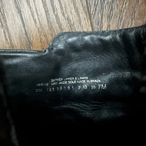 Tory Burch Black Leather Heeled Boots with Gold Accents Size 7 Mae Studded - Picture 9 of 11